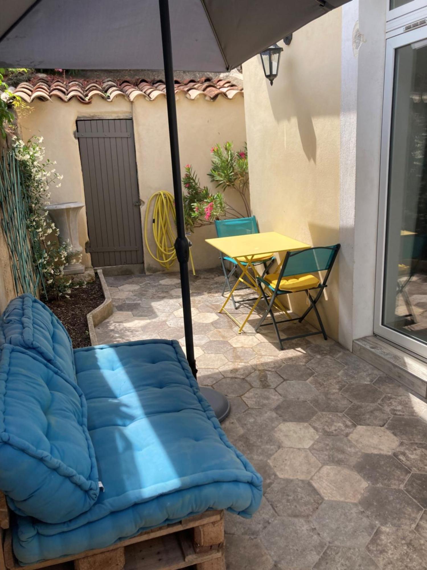 Le Studio D'Auguste- Coeur De Nimes-Chaleureux-Emplacement Ideal Nîmes Exterior foto